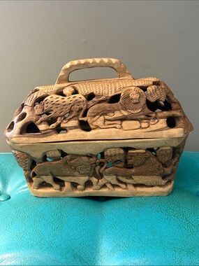 Two tone wooden hand carved decorative container handle African animals safari